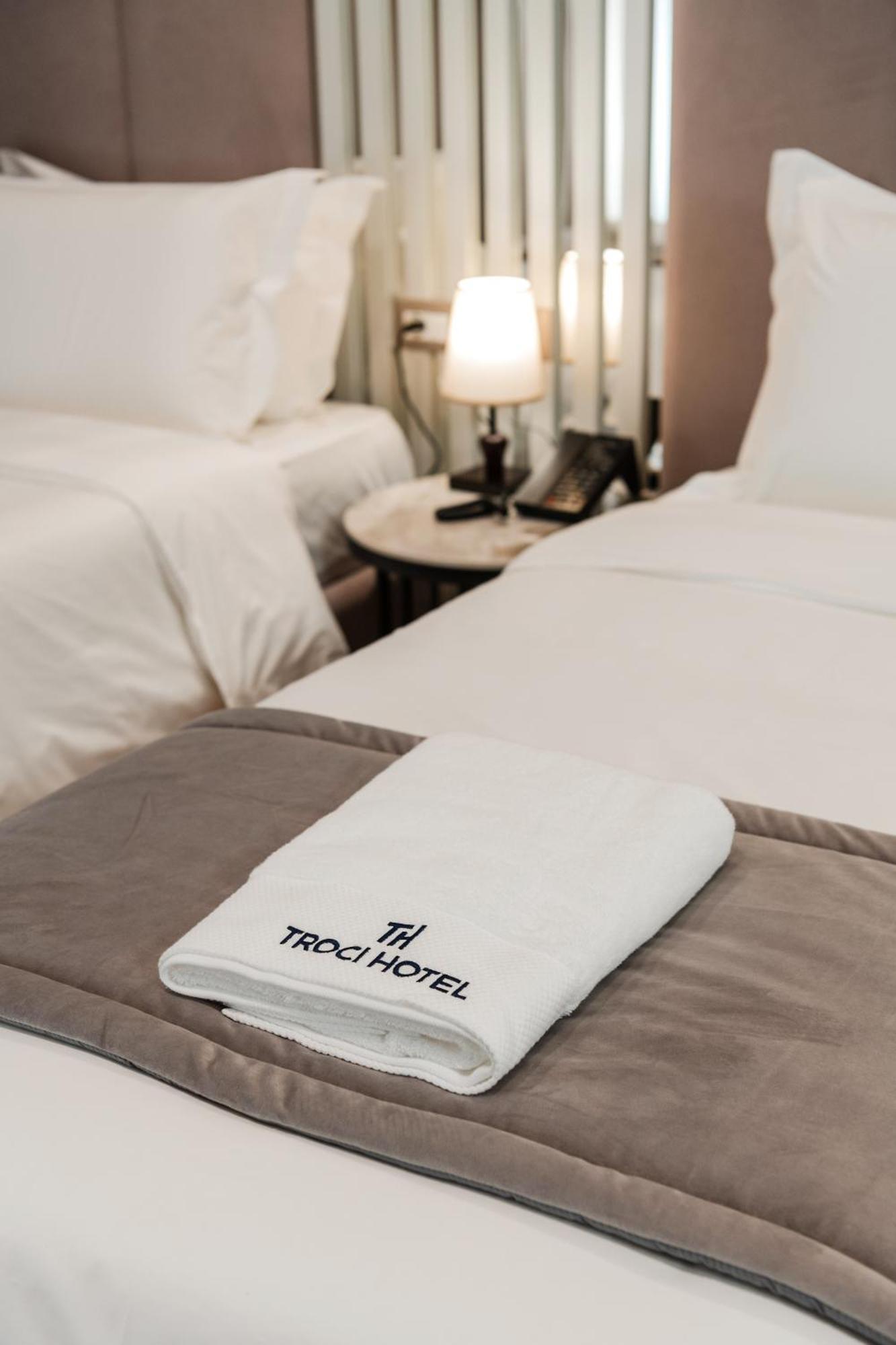 Troci Hotel Kamez 外观 照片