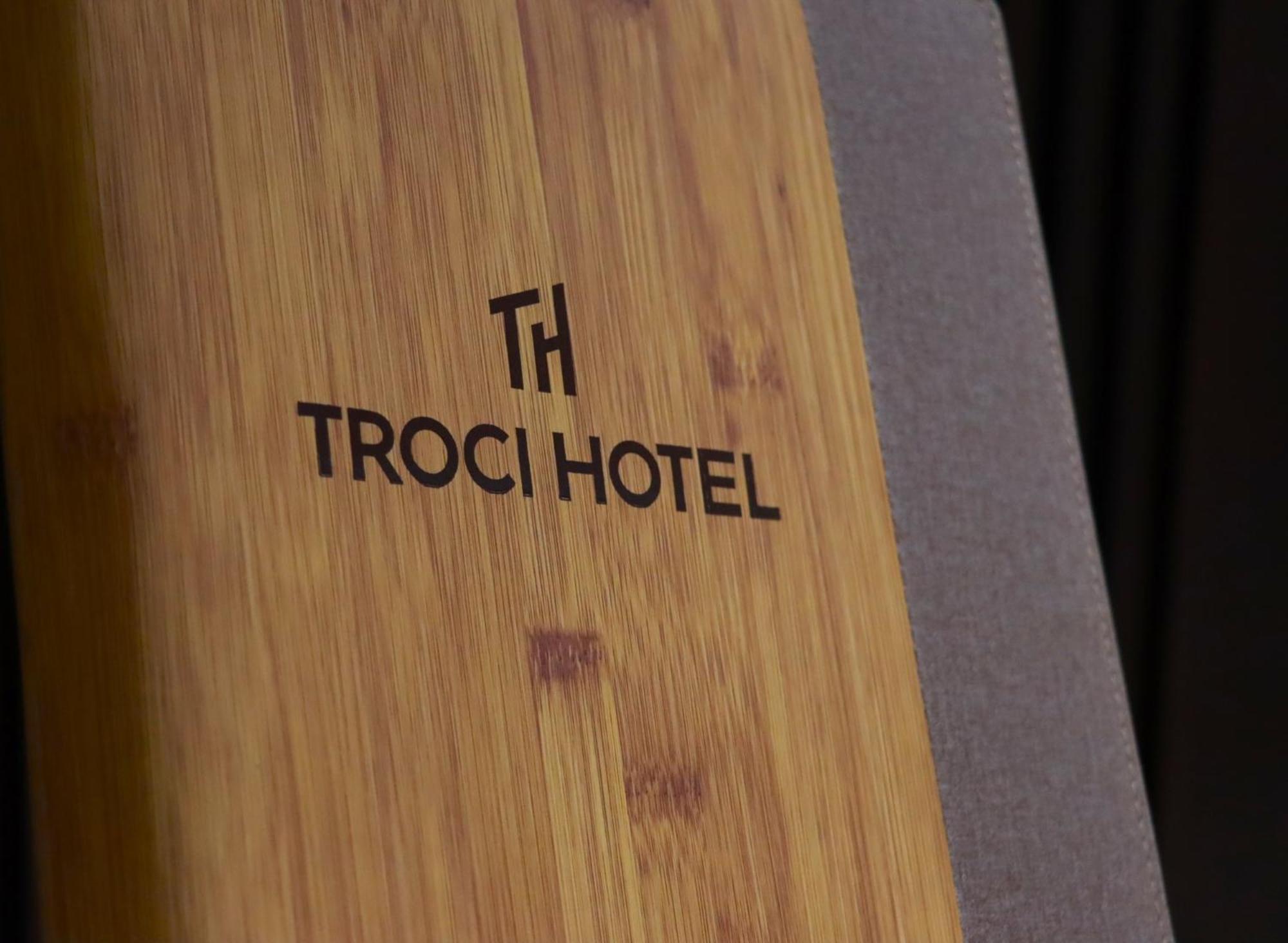 Troci Hotel Kamez 外观 照片