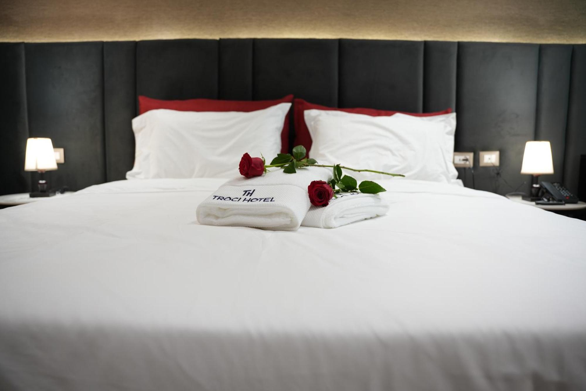 Troci Hotel Kamez 外观 照片
