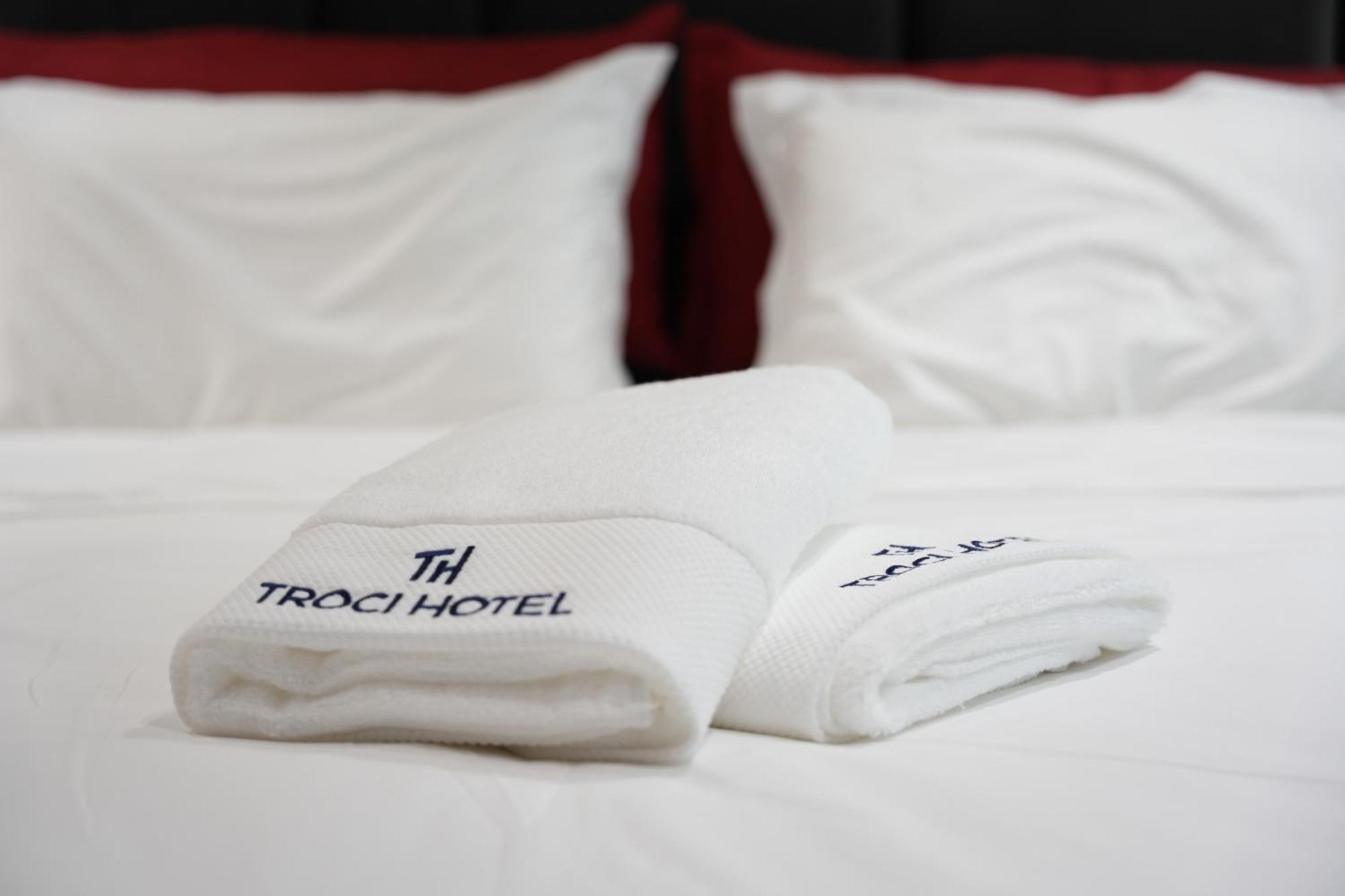 Troci Hotel Kamez 外观 照片