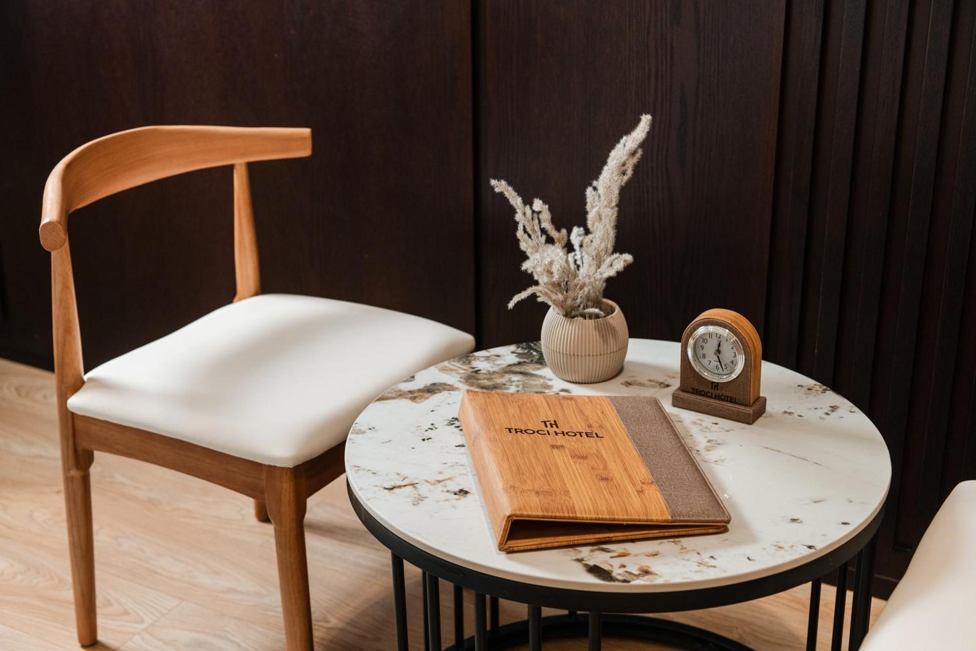 Troci Hotel Kamez 外观 照片